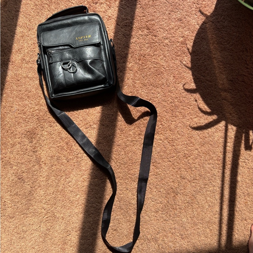 Black Men's Crossbody Bag Anpter Faux Leather zipper good everyday comfort